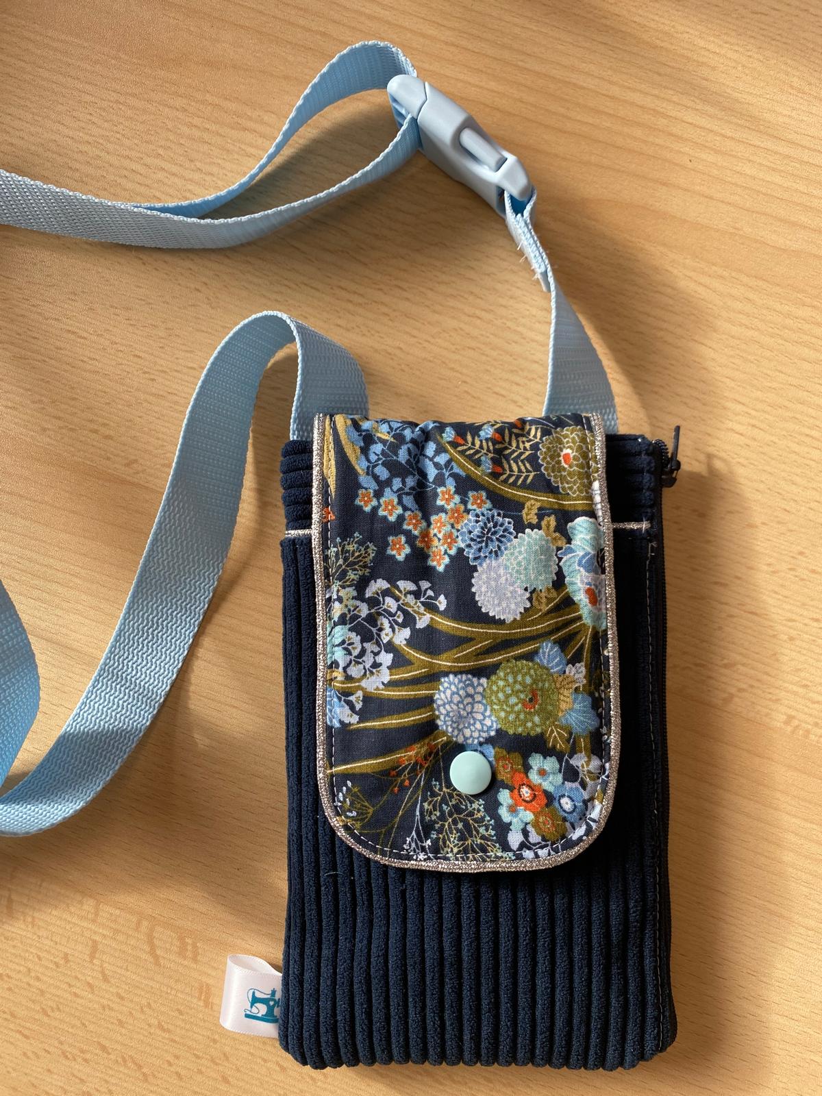 Louison – La pochette qui garde l'essentiel près de vous | G. Création