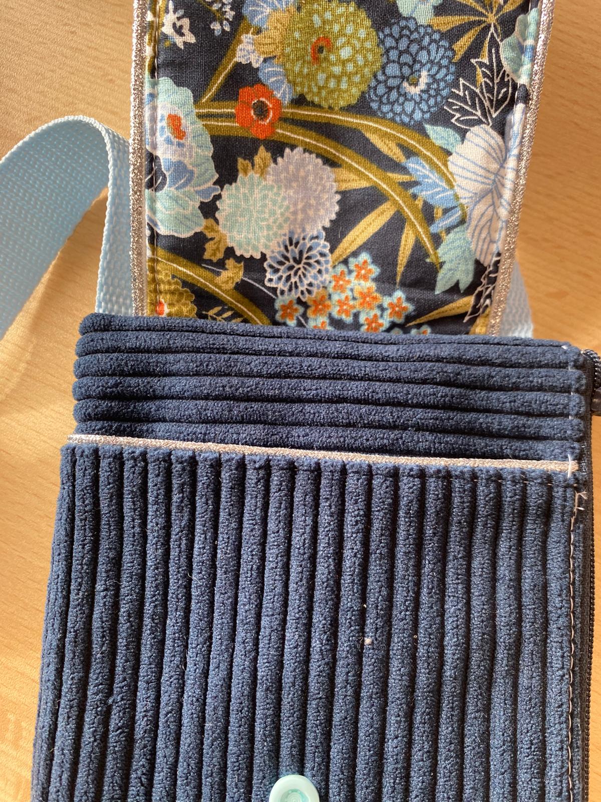 Louison – La pochette qui garde l'essentiel près de vous | G. Création