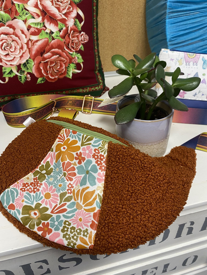 Pétale & Bouclette – sac banane & porte-monnaie assorti